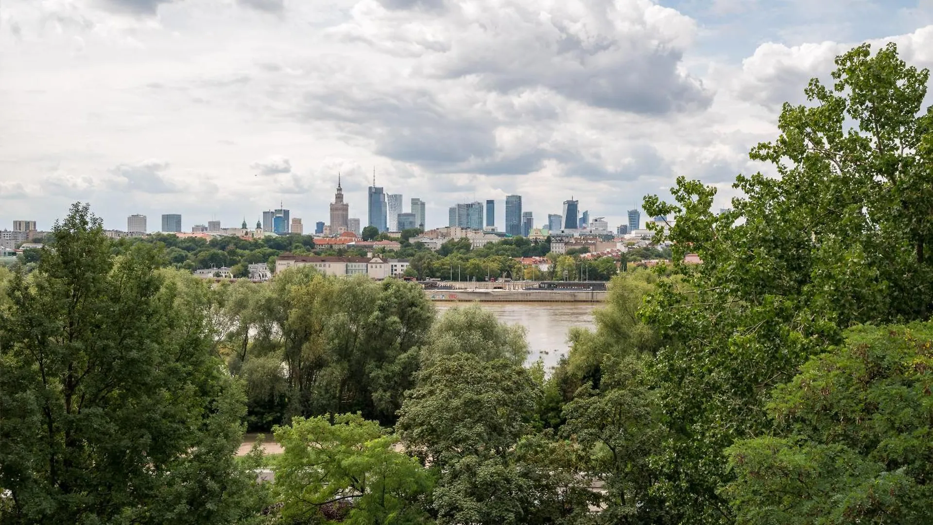 Olszowa 8 By The River Apartment Warsaw