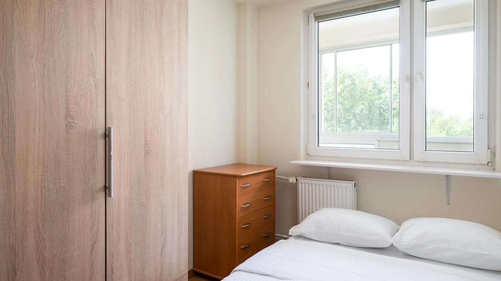 ורשה Olszowa 8 By The River Apartment