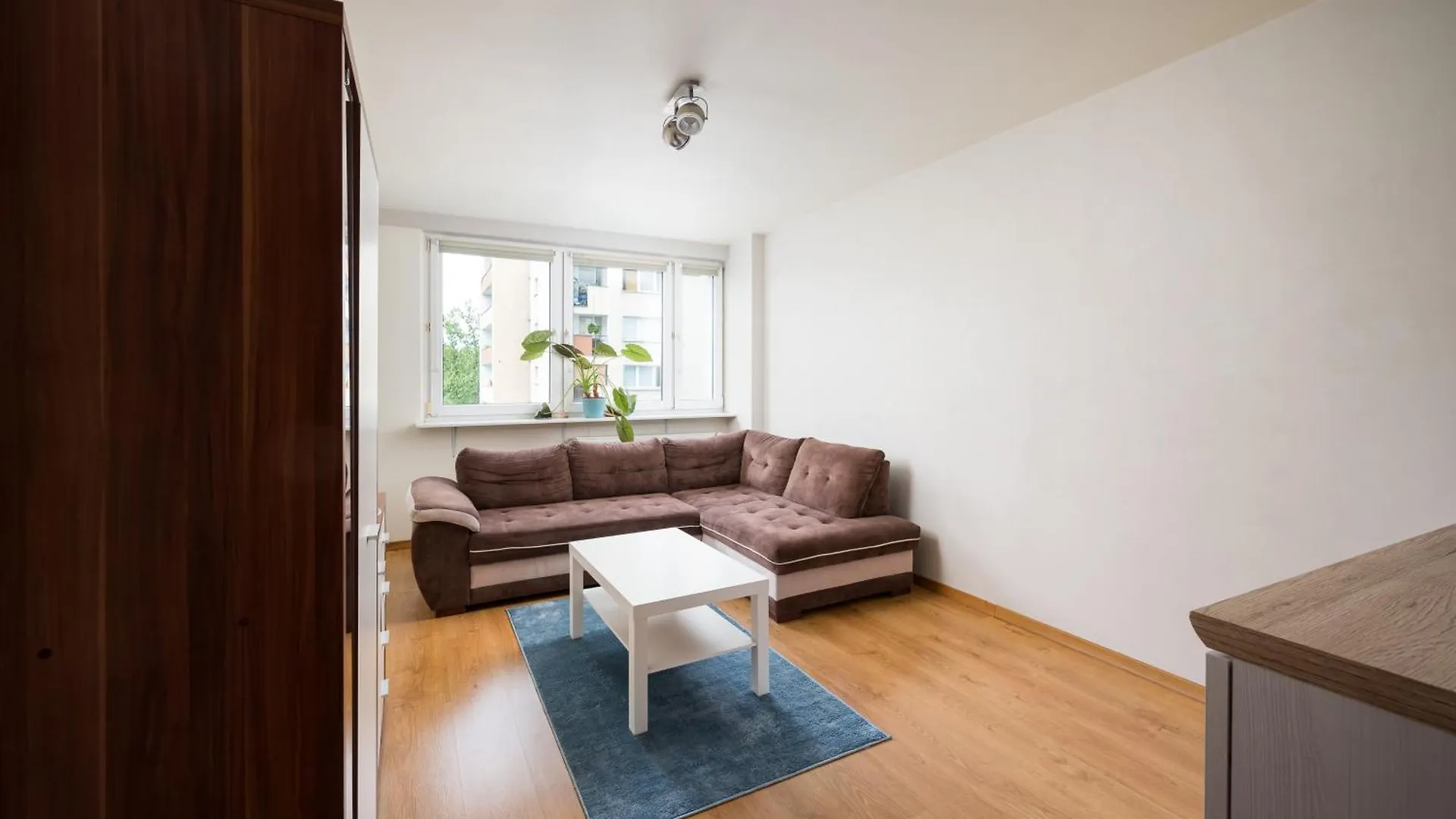ורשה Olszowa 8 By The River Apartment
